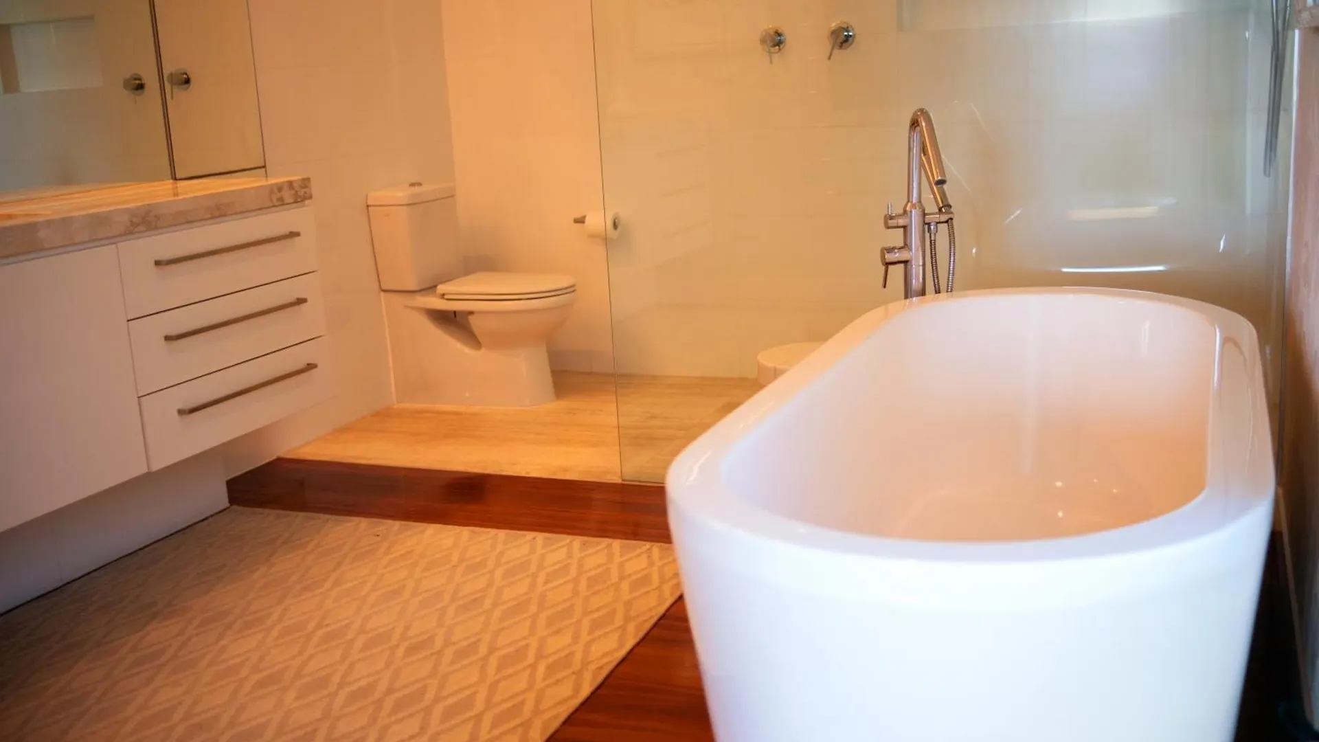 Bespoke Burleigh Luxury House Gold Coast Villa Holiday home